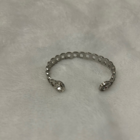 Guess silver rhinestone chain open cuff bracelet - Picture 1 of 3